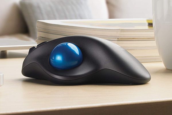 logitech M570